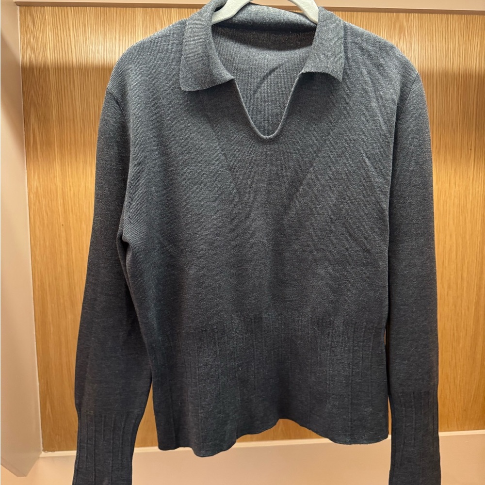 Vintage V-Neck Sweater in Charcoal Gray